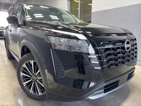 Photos of 2026 Nissan Pathfinder Platinum for sale in Indianapolis, IN at Metro Nissan of Indianapolis