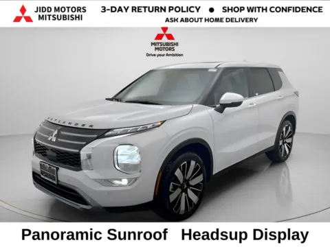 White 2026 Mitsubishi Outlander SE for sale in Des Plaines, IL