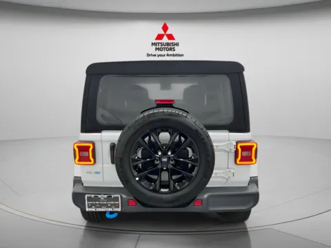 More photos of 2024 Jeep Wrangler Sahara 4xe at Jidd Motors Mitsubishi, IL
