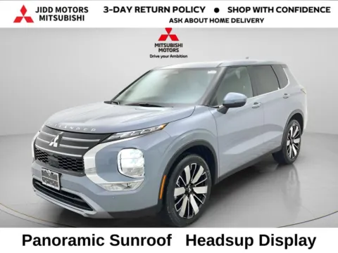 Gray 2026 Mitsubishi Outlander SE for sale in Des Plaines, IL