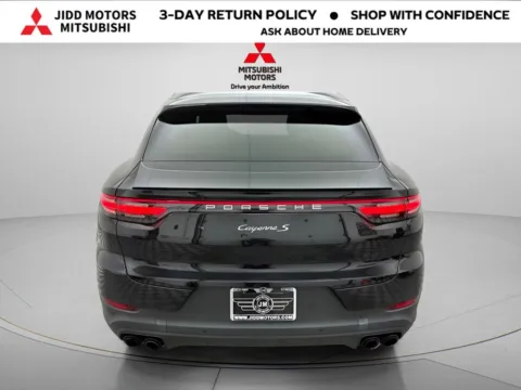 More photos of 2021 Porsche Cayenne Coupe S at Jidd Motors Mitsubishi, IL