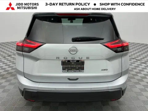 More photos of 2025 Nissan Rogue SV at Jidd Motors Mitsubishi, IL