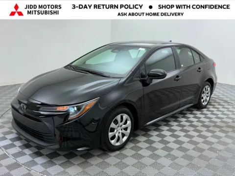 Black 2026 Toyota Corolla LE for sale in Des Plaines, IL