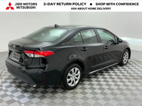 More photos of 2026 Toyota Corolla LE at Jidd Motors Mitsubishi, IL