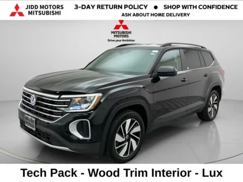 Black 2025 Volkswagen Atlas 2.0T SE w/Technology for sale in Des Plaines, IL