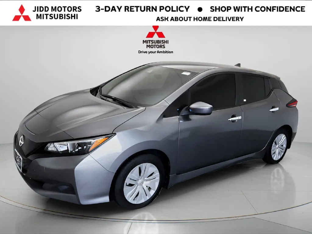 Gray 2025 Nissan Leaf S for sale in Des Plaines, IL