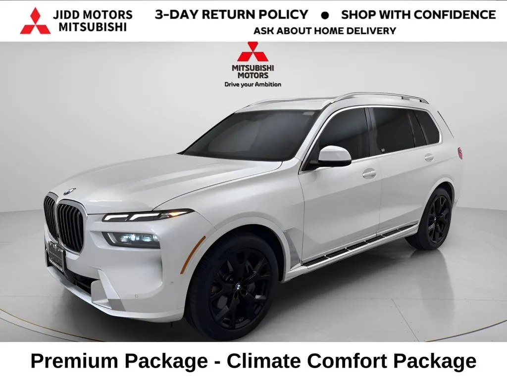 White 2025 BMW X7 xDrive40i for sale in Des Plaines, IL