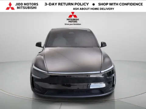More photos of 2026 Tesla Model Y Long Range at Jidd Motors Mitsubishi, IL