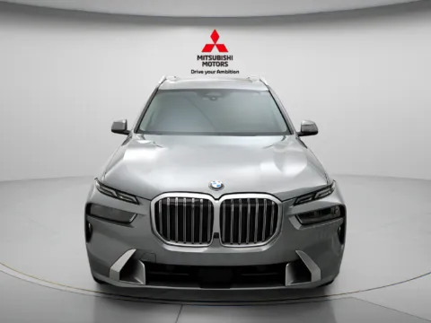 More photos of 2025 BMW X7 xDrive40i at Jidd Motors Mitsubishi, IL