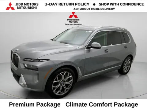 Gray 2025 BMW X7 xDrive40i for sale in Des Plaines, IL