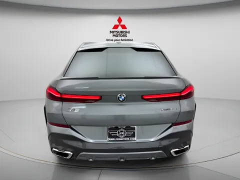 More photos of 2026 BMW X6 xDrive40i at Jidd Motors Mitsubishi, IL