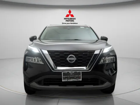 More photos of 2023 Nissan Rogue SV at Jidd Motors Mitsubishi, IL