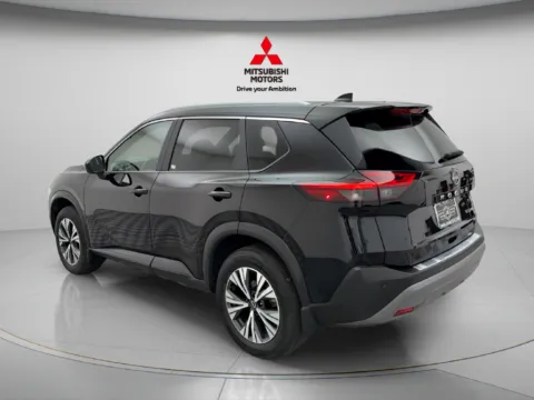 More photos of 2023 Nissan Rogue SV at Jidd Motors Mitsubishi, IL