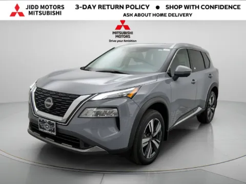 More photos of 2023 Nissan Rogue SL at Jidd Motors Mitsubishi, IL