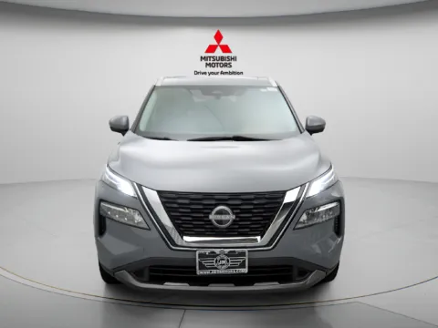 Another view of 2023 Nissan Rogue SL for sale in Des Plaines, IL at Jidd Motors Mitsubishi