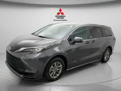 Photos of 2025 Toyota Sienna LE for sale in Des Plaines, IL at Jidd Motors Mitsubishi