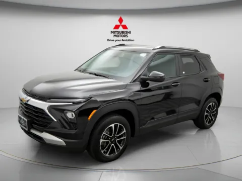 Photos of 2025 Chevrolet TrailBlazer LT for sale in Des Plaines, IL at Jidd Motors Mitsubishi
