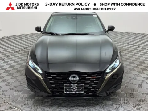 Photos of 2025 Nissan Altima 2.5 SR for sale in Des Plaines, IL at Jidd Motors Mitsubishi