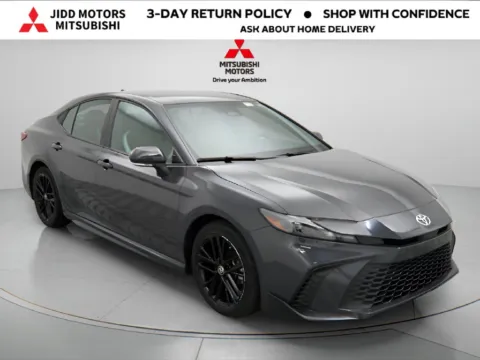 More photos of 2025 Toyota Camry SE at Jidd Motors Mitsubishi, IL