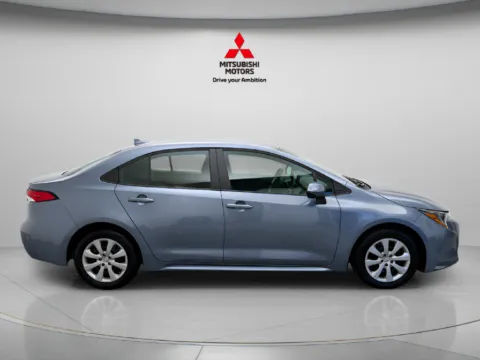 More photos of 2026 Toyota Corolla LE at Jidd Motors Mitsubishi, IL