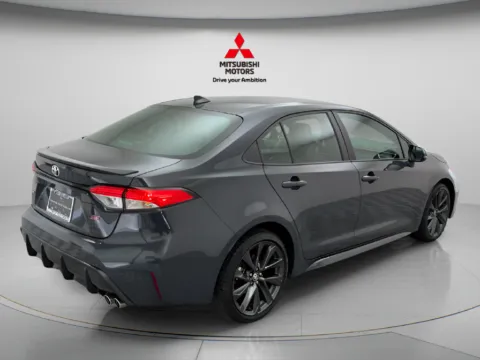 More photos of 2025 Toyota Corolla SE at Jidd Motors Mitsubishi, IL