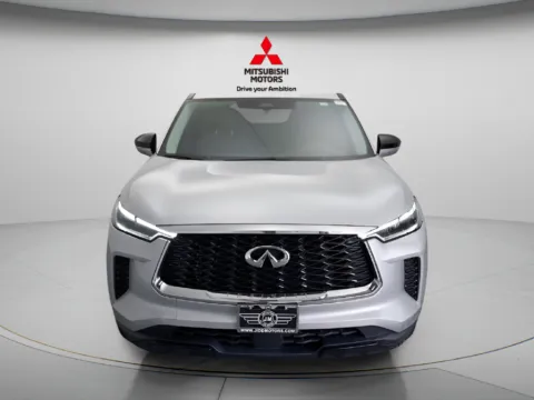 More photos of 2023 INFINITI QX60 PURE at Jidd Motors Mitsubishi, IL
