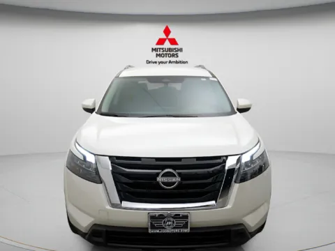 Another view of 2024 Nissan Pathfinder SV for sale in Des Plaines, IL at Jidd Motors Mitsubishi