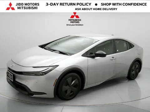 Silver 2025 Toyota Prius LE for sale in Des Plaines, IL
