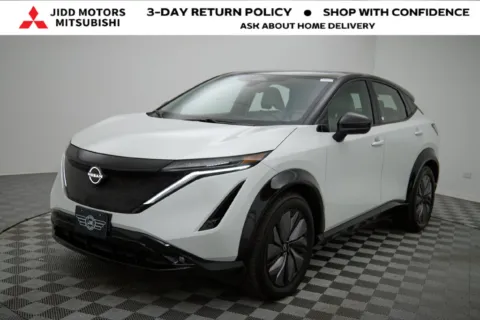 White 2024 Nissan Ariya EVOLVE+ e-4ORCE for sale in Des Plaines, IL