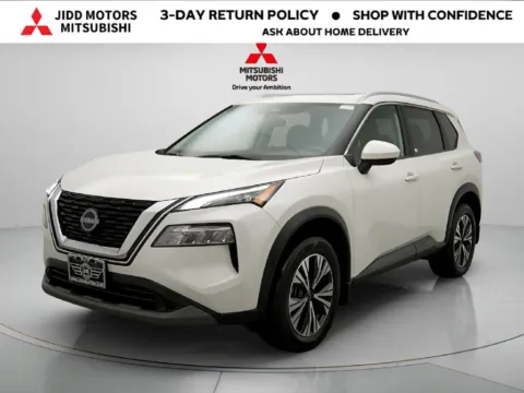 White 2023 Nissan Rogue SV for sale in Des Plaines, IL