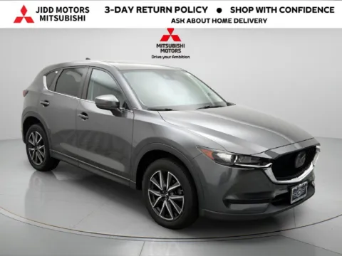 More photos of 2018 Mazda CX-5 Touring at Jidd Motors Mitsubishi, IL