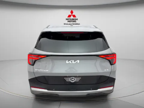 More photos of 2026 Kia Sportage Hybrid S at Jidd Motors Mitsubishi, IL