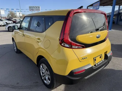 More photos of 2020 Kia Soul LX at RightDrive - 7320 Alameda, TX