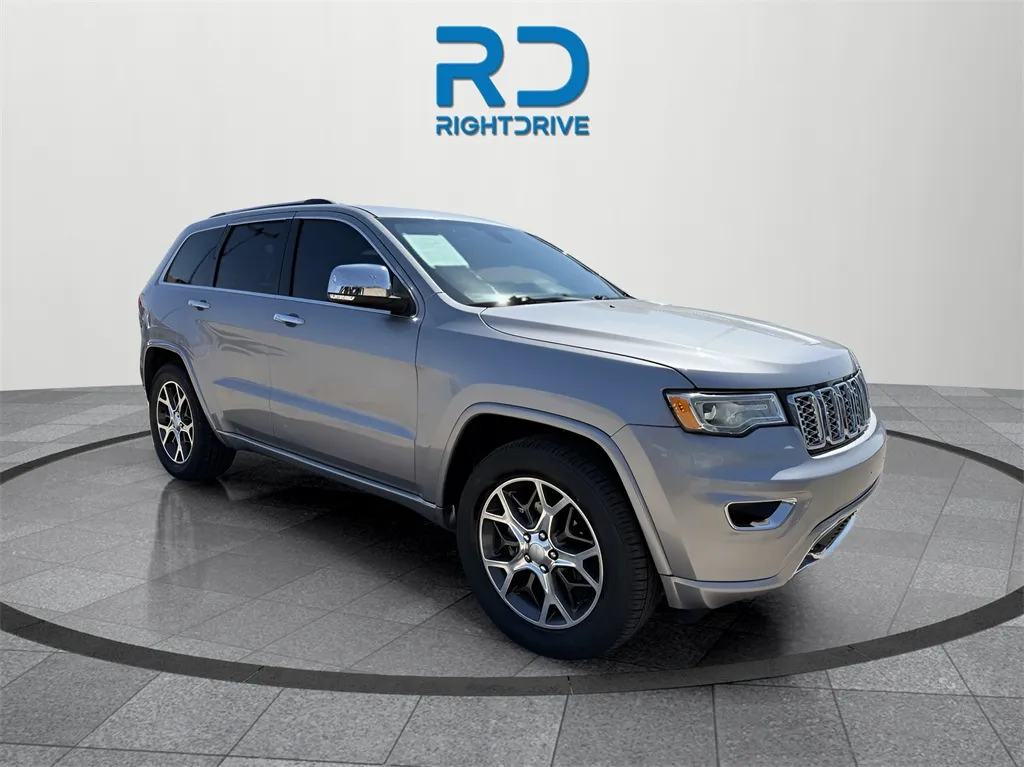Silver 2019 Jeep Grand Cherokee Overland for sale in El Paso, TX
