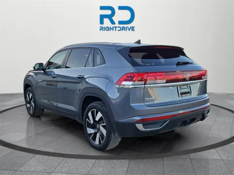 More photos of 2024 Volkswagen Atlas Cross Sport 2.0T SE w/Technology at RightDrive - 7320 Alameda, TX