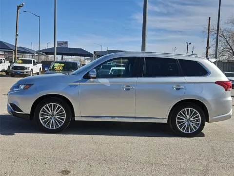 More photos of 2022 Mitsubishi Outlander PHEV SEL at RightDrive - 7320 Alameda, TX