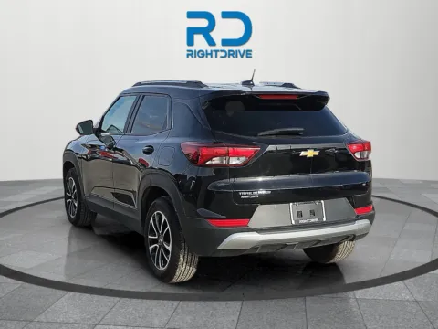 More photos of 2025 Chevrolet TrailBlazer LT at RightDrive - 7320 Alameda, TX