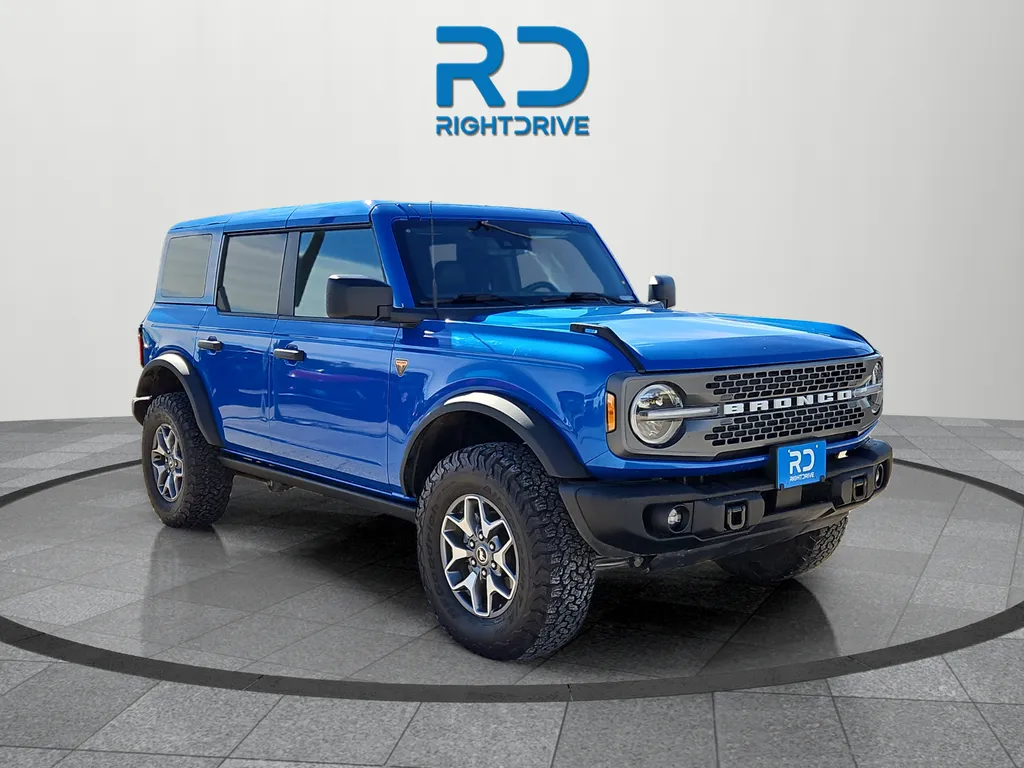 Blue 2025 Ford Bronco Badlands for sale in El Paso, TX