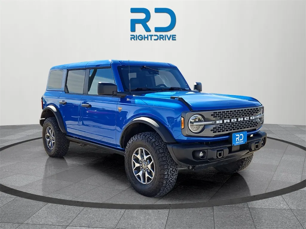Blue 2025 Ford Bronco Badlands for sale in El Paso, TX