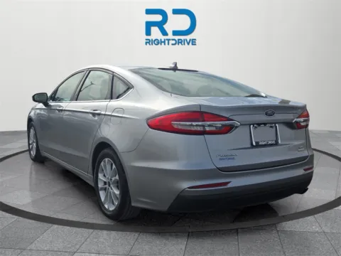 More photos of 2020 Ford Fusion SE at RightDrive - 7320 Alameda, TX