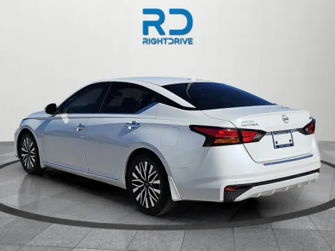 More photos of 2023 Nissan Altima 2.5 SV at RightDrive - 7320 Alameda, TX
