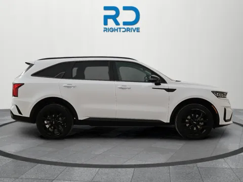 Photos of 2022 Kia Sorento SX for sale in El Paso, TX at RightDrive - 7320 Alameda