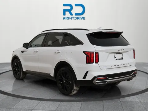 More photos of 2022 Kia Sorento SX at RightDrive - 7320 Alameda, TX