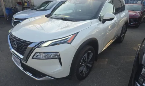 Photos of 2022 Nissan Rogue Platinum for sale in El Paso, TX at RightDrive - 7320 Alameda