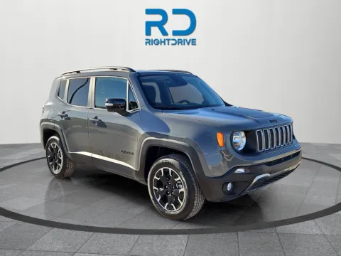 Gray 2023 Jeep Renegade Latitude for sale in El Paso, TX