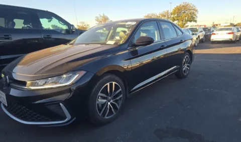 Photos of 2025 Volkswagen Jetta 1.5T SE for sale in El Paso, TX at RightDrive - 7320 Alameda