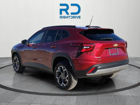 More photos of 2025 Chevrolet Trax LT at RightDrive - 7320 Alameda, TX