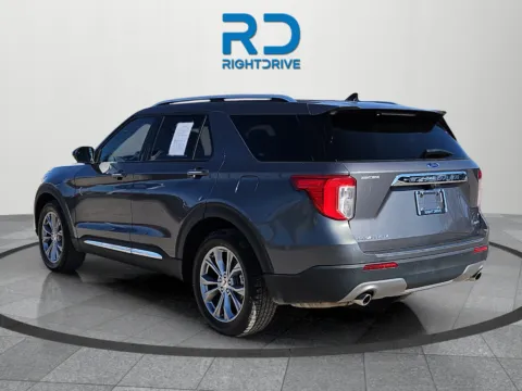 More photos of 2023 Ford Explorer Limited at RightDrive - 7320 Alameda, TX