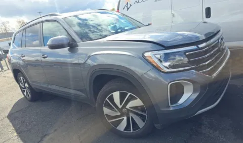 Photos of 2025 Volkswagen Atlas 2.0T SE w/Technology for sale in El Paso, TX at RightDrive - 7320 Alameda