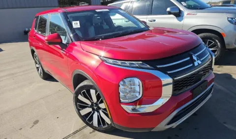 Another view of 2025 Mitsubishi Outlander SE for sale in El Paso, TX at RightDrive - 7320 Alameda